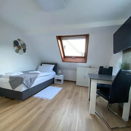 Apartment Q Im Zentrum Von Koenigsbronn Exterior photo